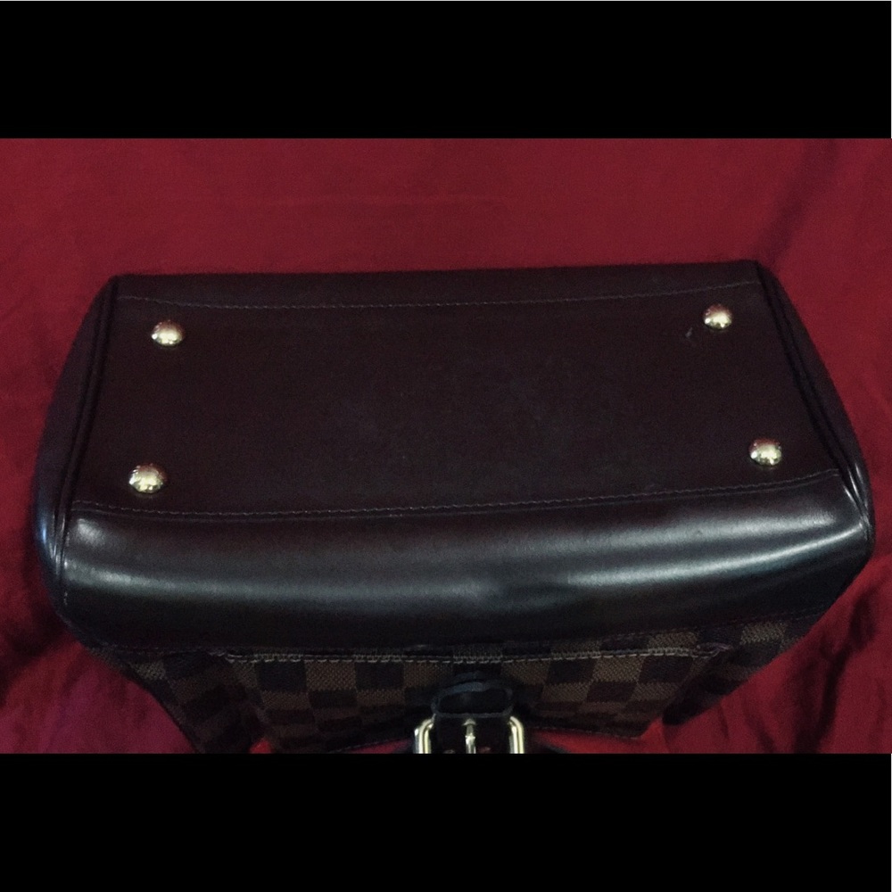 Authentic Lv - image 3